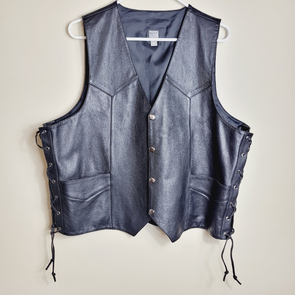 Wilsons Leather Other - Mens peppled Leather Riding Vest XL FULL Button up Wilson Leather Motorcycle